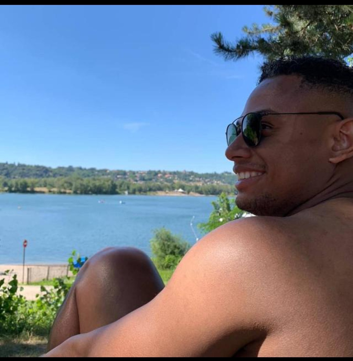 Profil de Madiba, 32 ans, Gay Canada à Valleyview