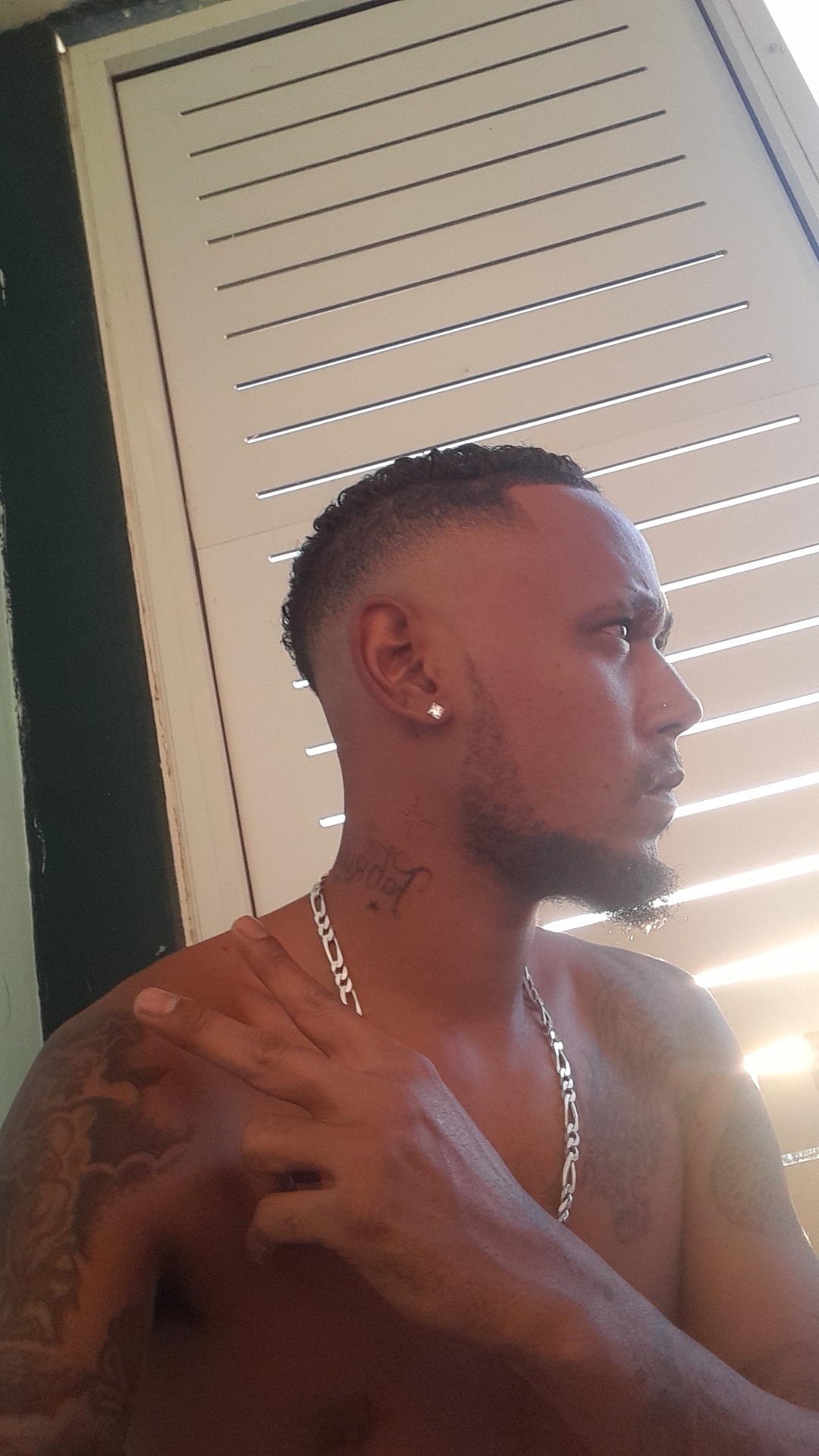 Profil de Kennan, 36 ans, Gay Canada à Saint-François-Xavier-de-Brompton