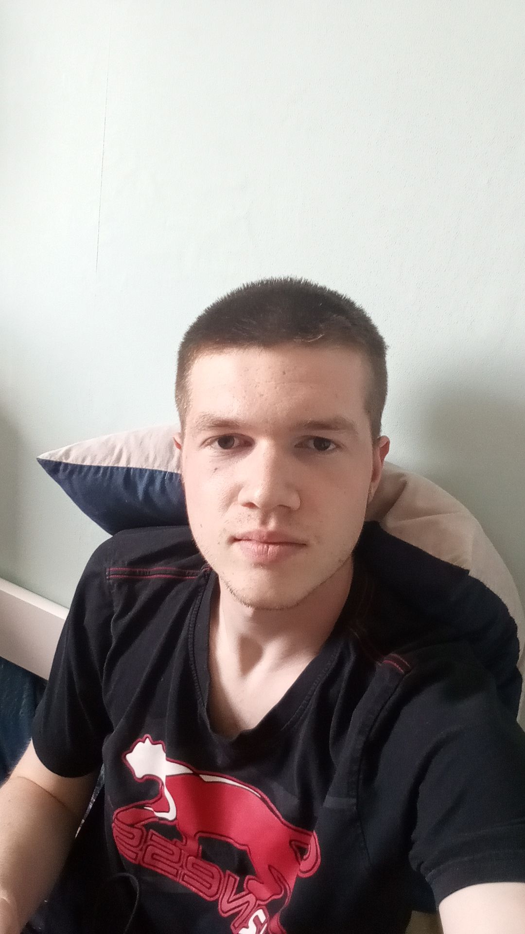 Profil de Ottmane, 21 ans, Gay Canada à Saint-Basile
