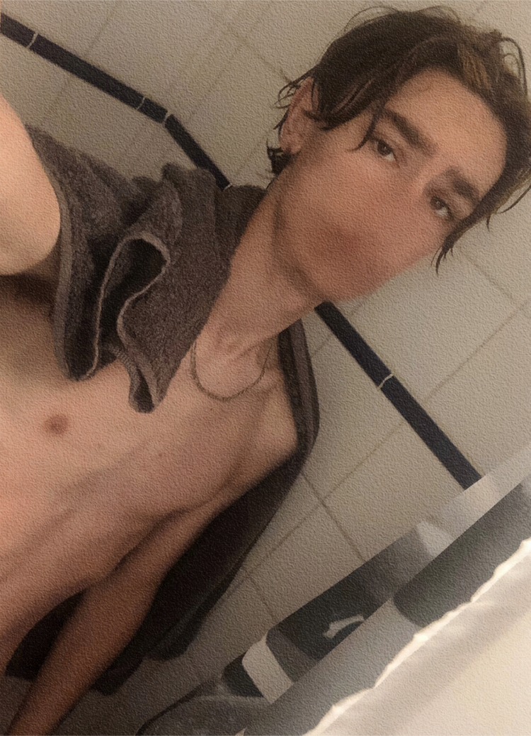 Profil de Djani, 19 ans, Gay Canada à Saint-David