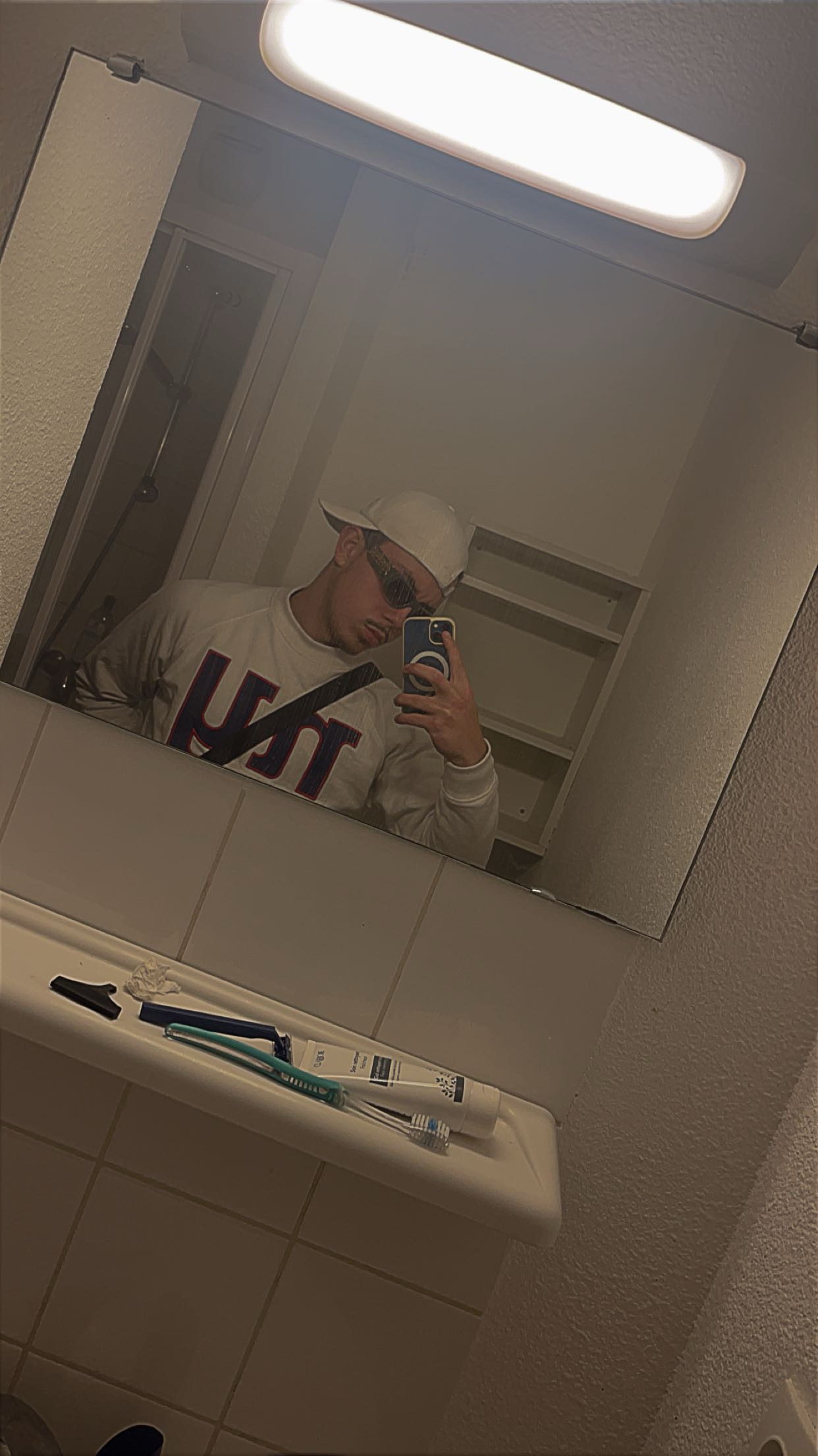 Profil de Badiss, 20 ans, Gay Canada à Loon Lake