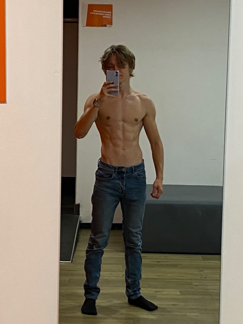 Profil de Yvano, 19 ans, Gay Canada à Chamberlain