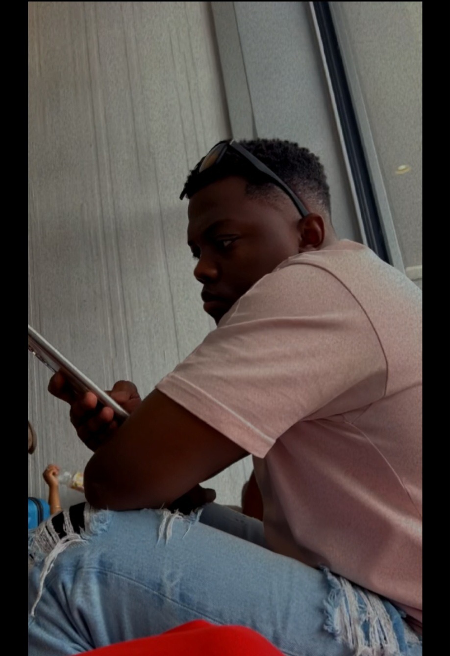 Profil de Tiavina, 27 ans, Gay Canada à Hartney