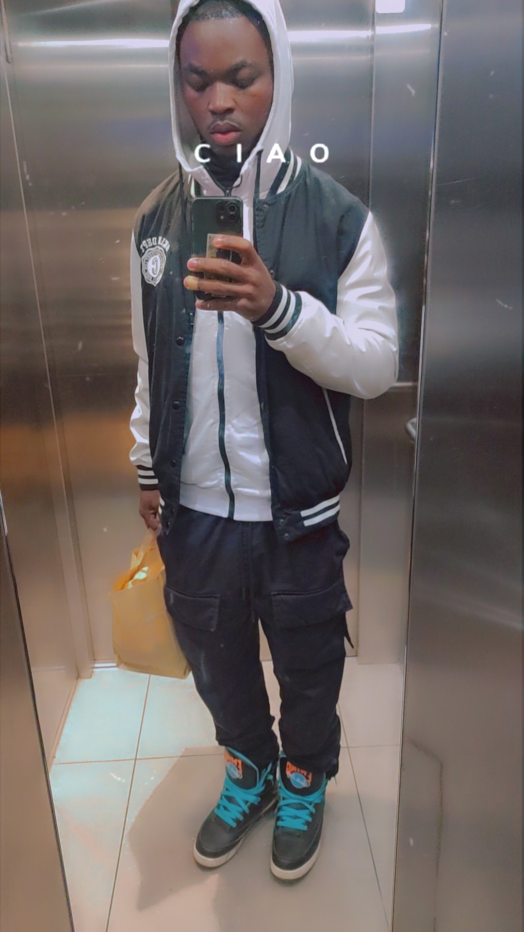 Profil de Elzeard, 18 ans, Gay Canada à Natashquan