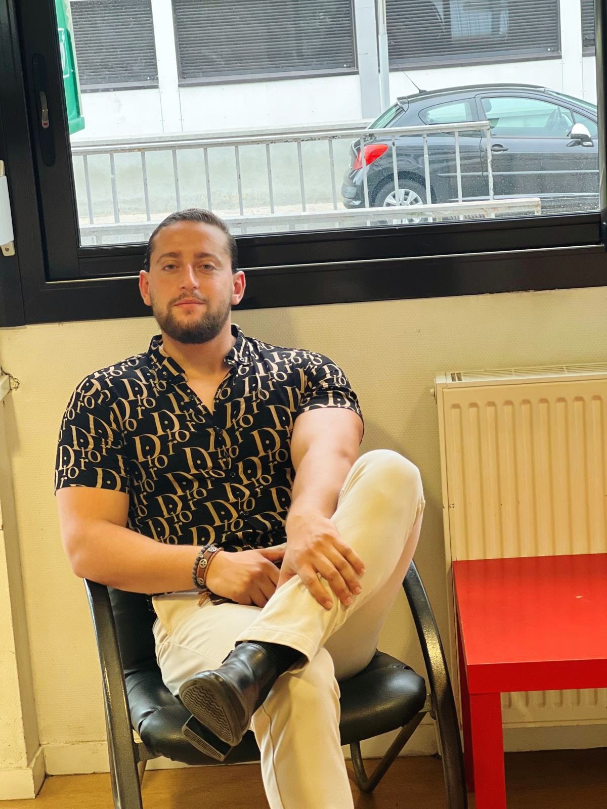 Profil de Mouhib, 26 ans, Gay Canada à Dubuc