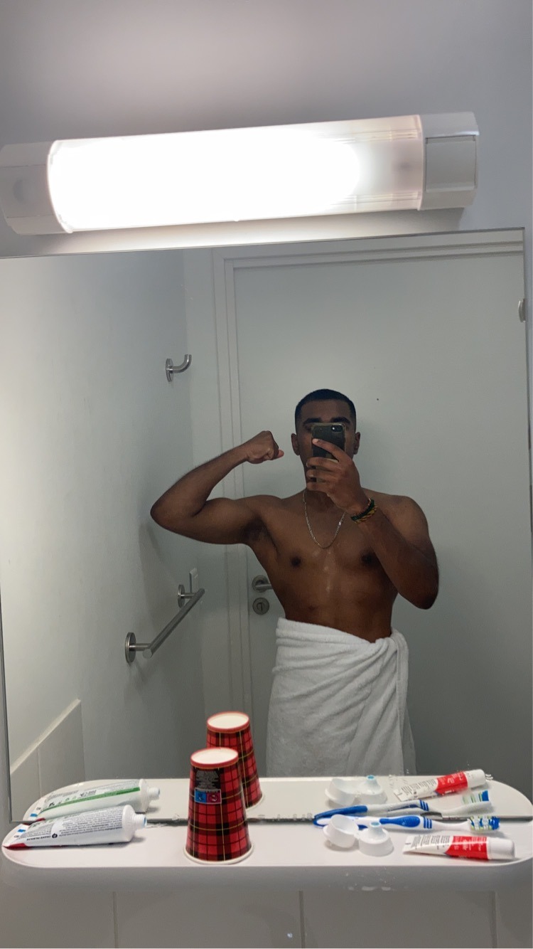 Profil de Seyni, 30 ans, Gay Canada à Batiscan