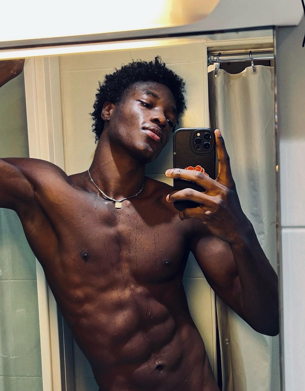 Profil de Smahil, 27 ans, Gay Canada à Lloydminster