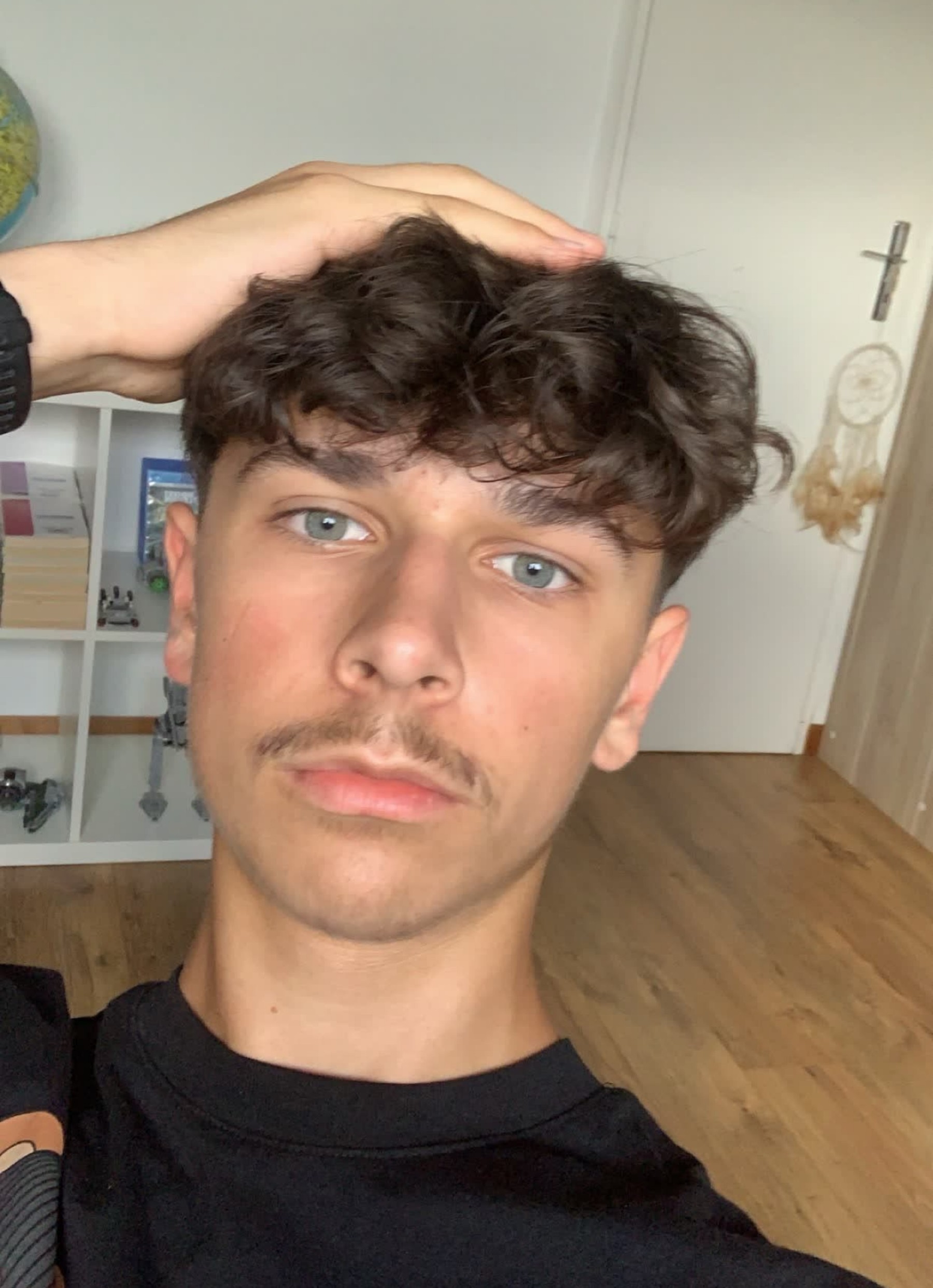 Profil de Yenni, 19 ans, Gay Canada à Keremeos