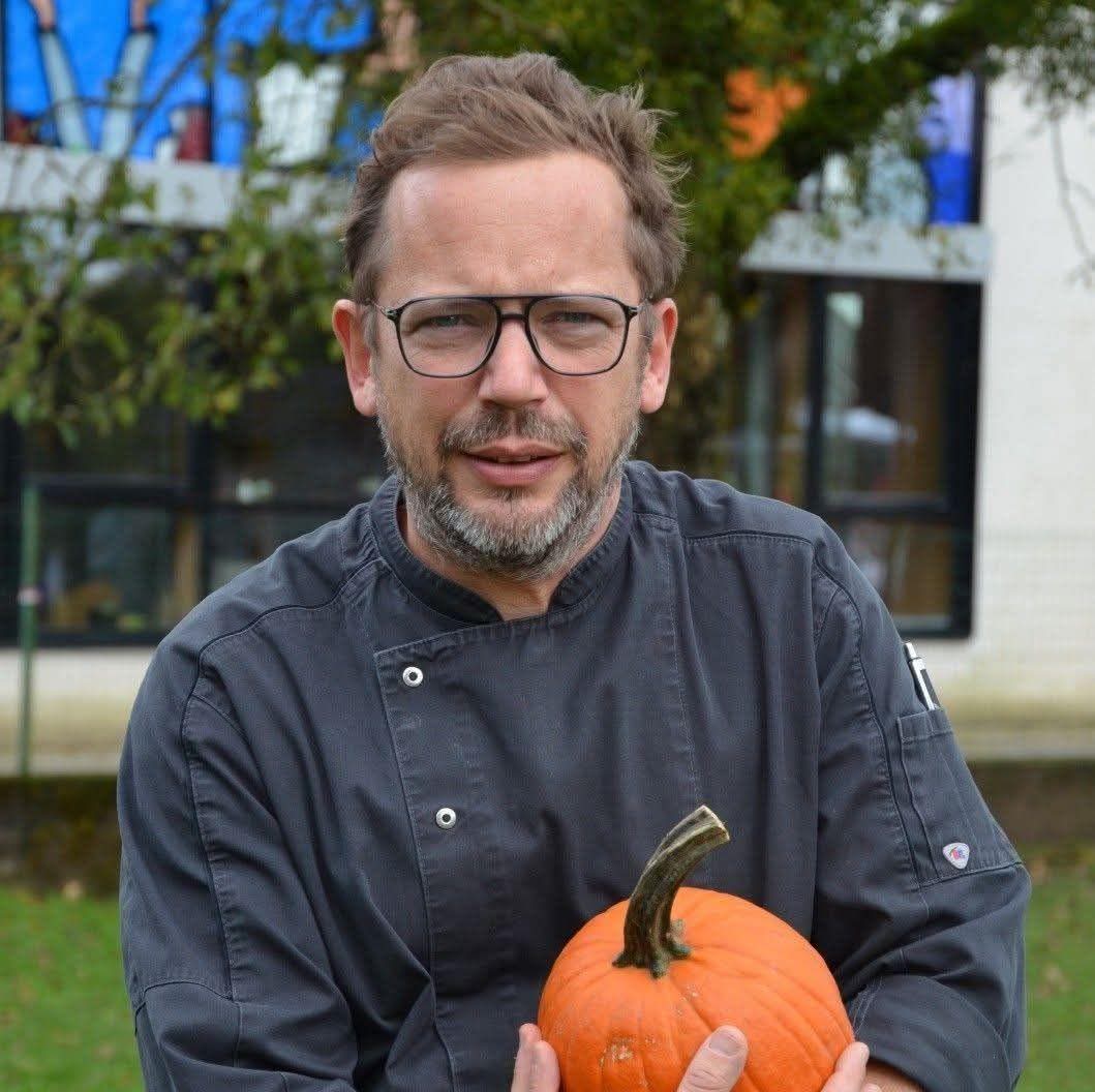 Profil de Nehemia, 43 ans, Gay Canada à Labrecque
