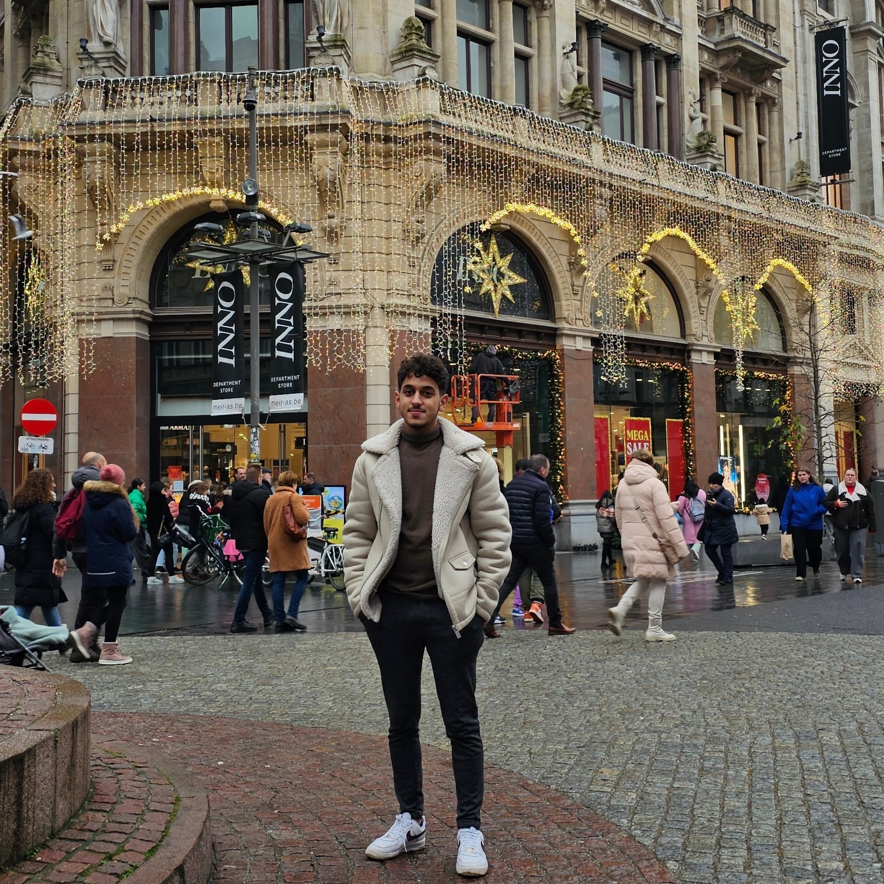 Profil de Demba, 24 ans, Gay Canada à Picture Butte