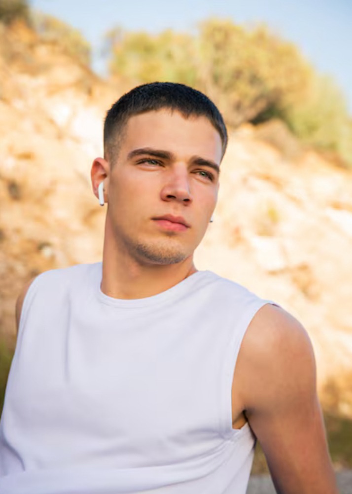 Profil de Aldin, 25 ans, Gay Canada à Fermont