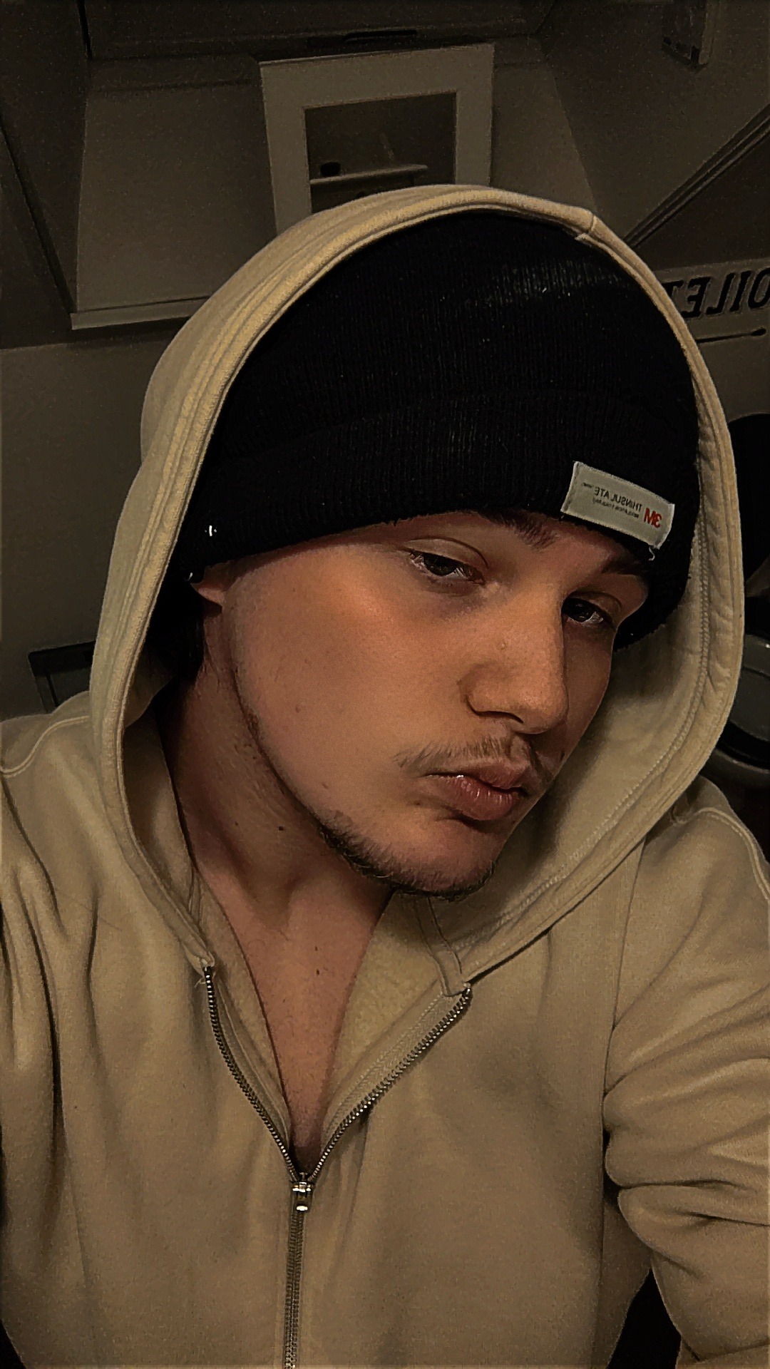 Profil de Hycham, 18 ans, Gay Canada à Peterborough
