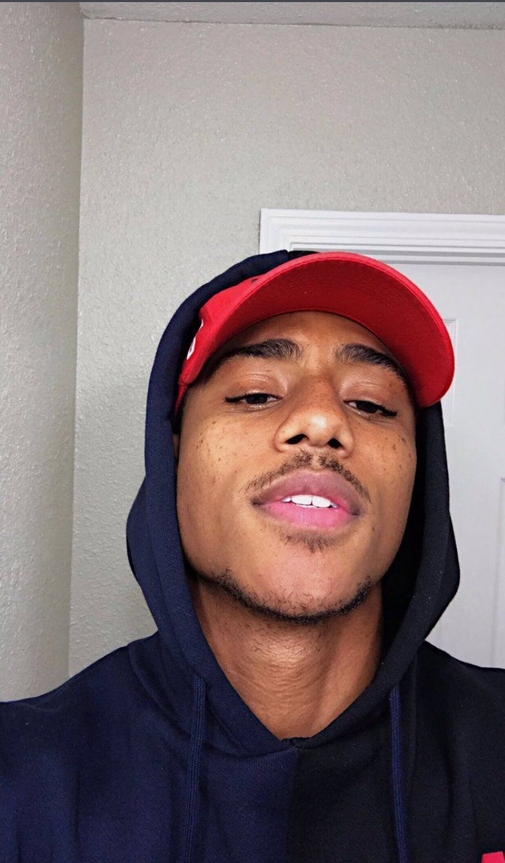 Profil de Pablo, 22 ans, Gay Canada à Saint-Méthode-de-Frontenac