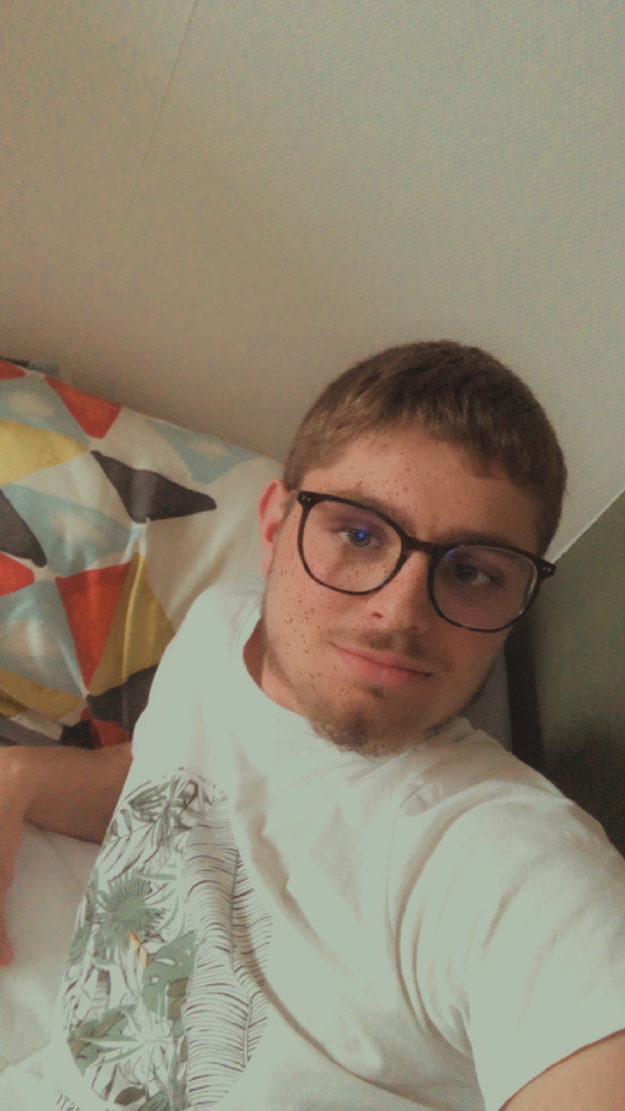 Profil de Abed, 21 ans, Gay Canada à Saint-Eugène